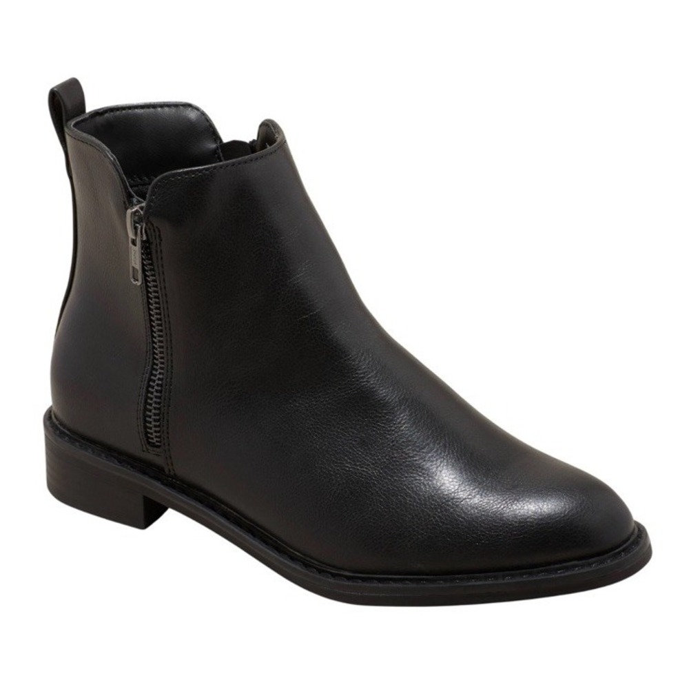 Universal Threads - Women's Brenna Ankle Boots with Memory Foam Insole Size 8